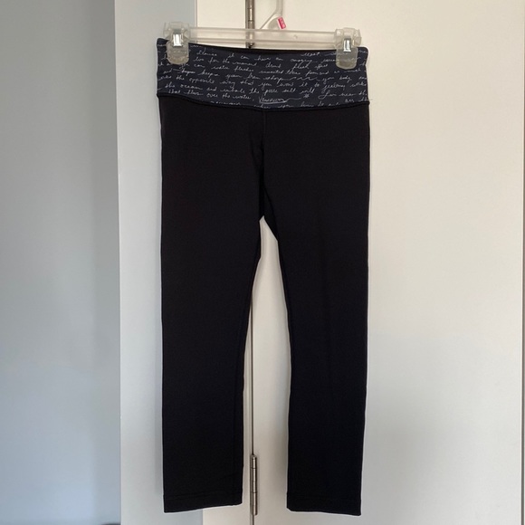 Lululemon Wunder Under Crop - Picture 1 of 4